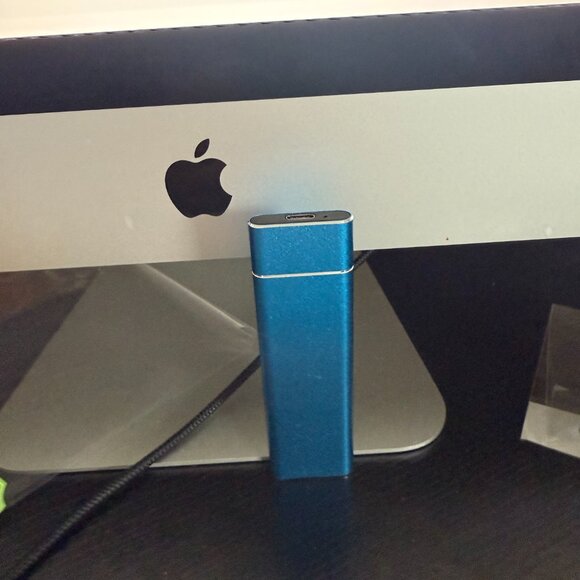 30TB Blue External Hard Drive Type-C/USB 3.1 High-Speed (With 1pc OTG Adapter) - Picture 6 of 6